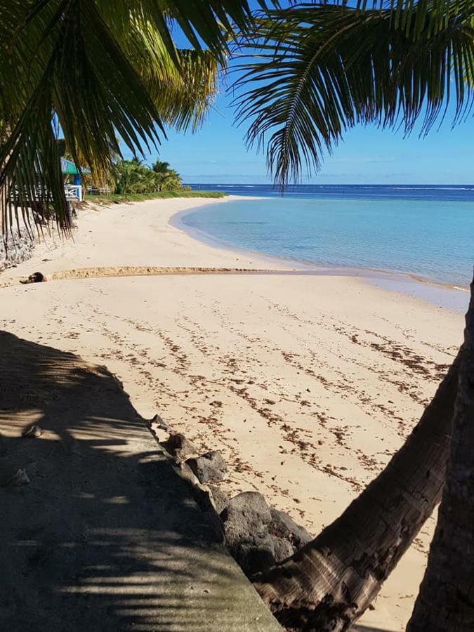 Vacation Beach Fales Hotel Manase Eksteriør billede